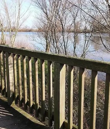 Liebevoll Eingerichtete Ferienwohnung Luettje Koje Dornum Esterno foto